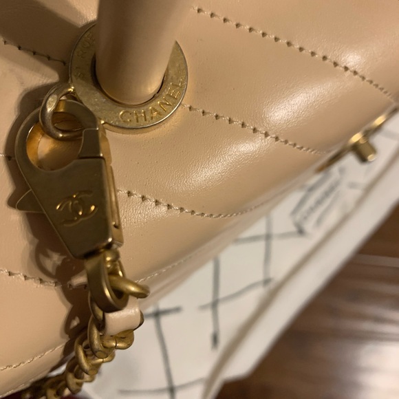 Chanel medium coco handle - Picture 6 of 16
